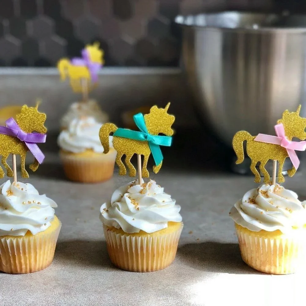 🌺 Gold Unicorn Cupcake Toppers & Classic Happy Birthday Banner